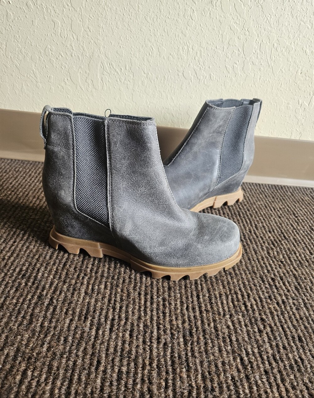Sorel Boots Women Size 9.5